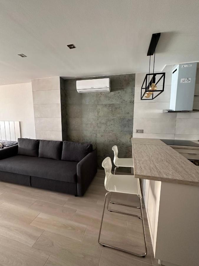 Studio Monserrate H Τορεβιέχα Εξωτερικό φωτογραφία